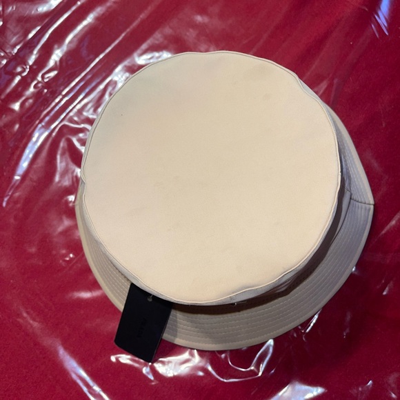 Prada Bucket Hat - Picture 4 of 7